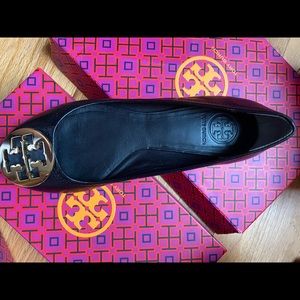 Tory Burch Mini Travel Ballet w/ Metal Logo